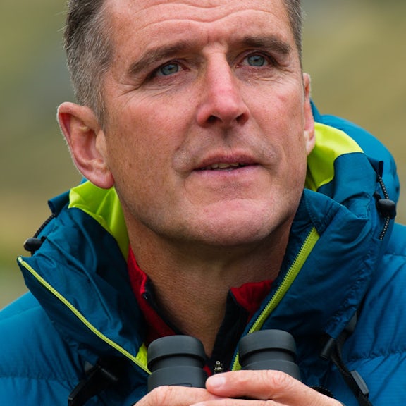Iolo Williams 600x900